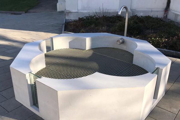 Betonbrunnen | Brunnentrog aus Beton custom-made – dade design